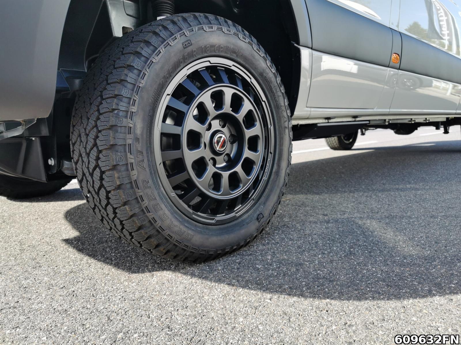 Fahrzeugabbildung YUCON K-Peak 7.0 4x4 2027 Offroad 18